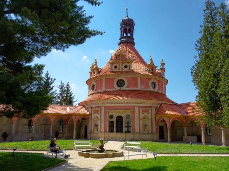 Penzion Samorost Jarosov nad Nezarkou Exterior photo